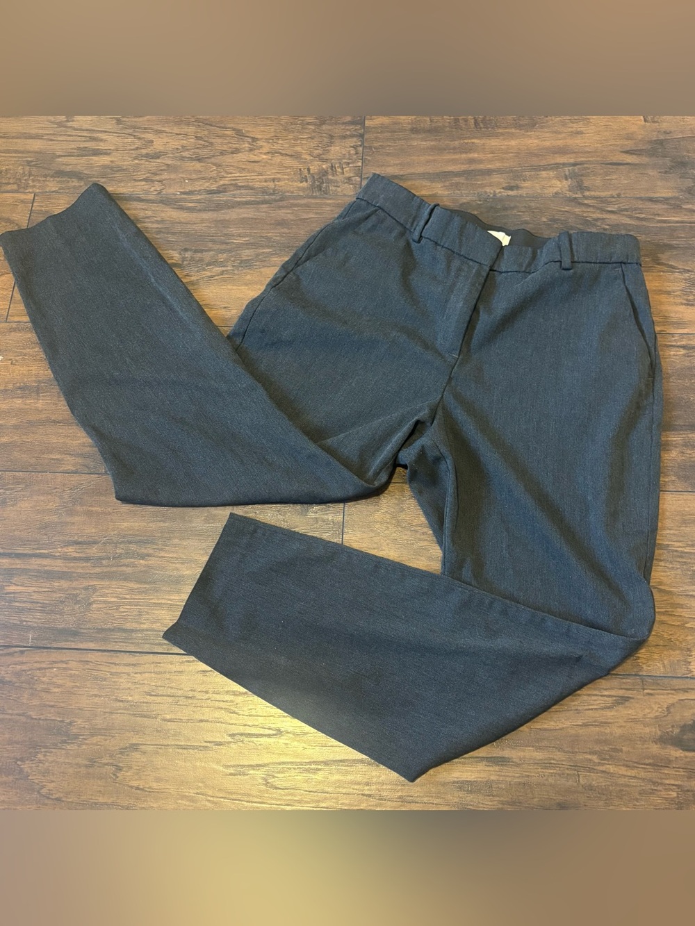 H&M Charcoal Gray Tailored Ankle Trousers Dress Pants Size 8 (26" Inseam)